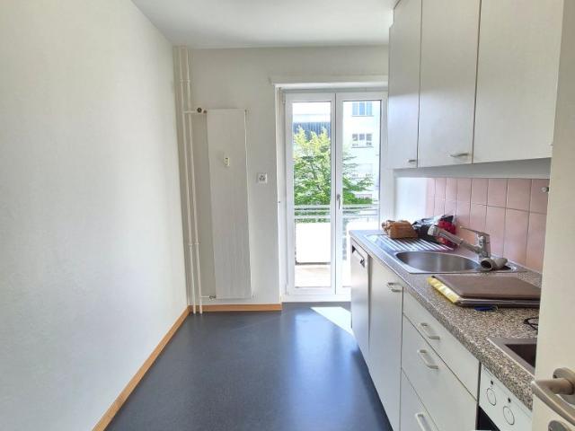 2 Zimmer, 52 m², 2. Stock
