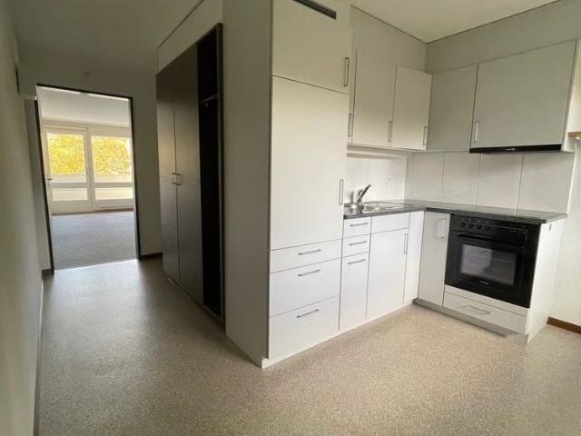 2 Zimmer, 52 m², 2. Stock