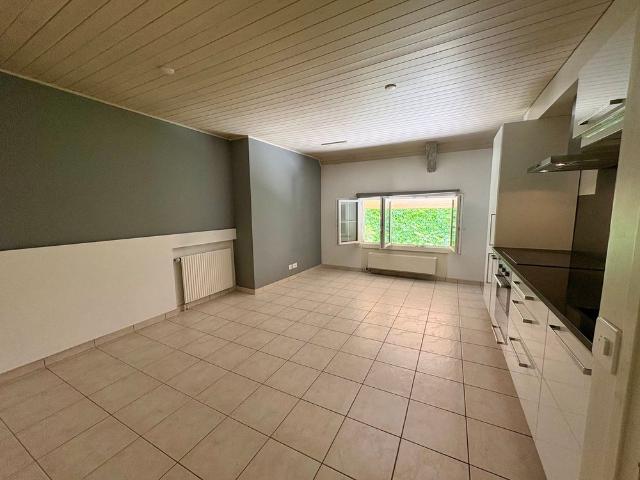 2 Zimmer, 52 m², 2. Stock
