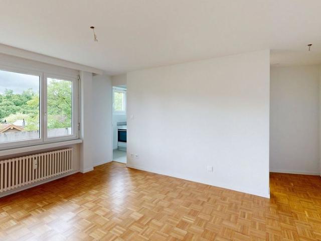 2 Zimmer, 52 m², 2. Stock