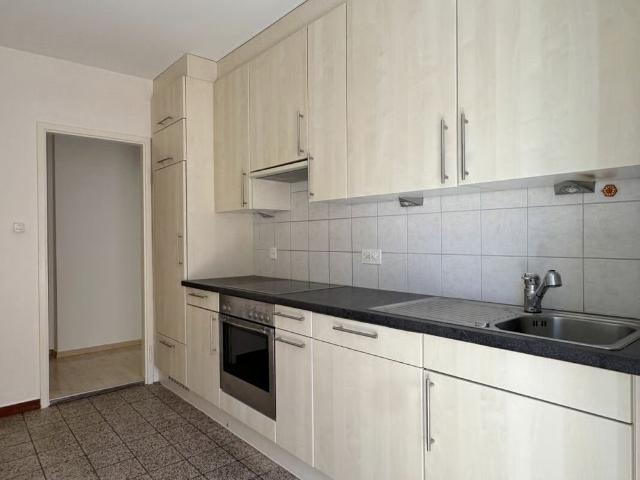 2 Zimmer, 52 m², 2. Stock