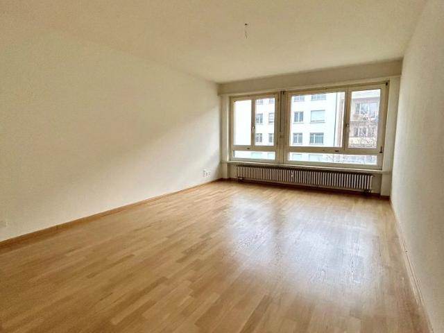 2 Zimmer, 52 m², 3. Stock