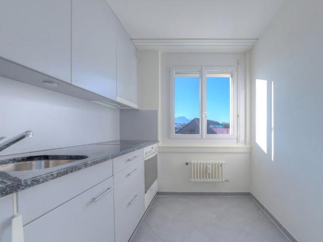 2 Zimmer, 52 m², 3. Stock