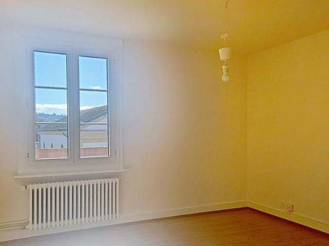 2 Zimmer, 52 m², 4. Stock
