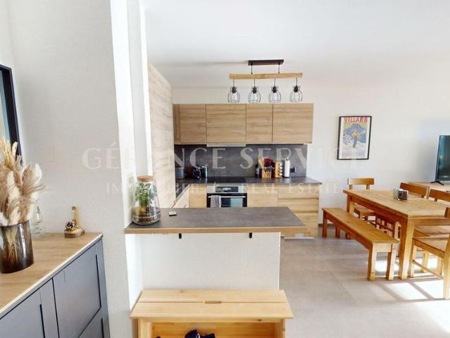 2 Zimmer, 57 m², 2. Stock