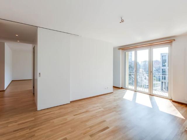 2 Zimmer, 57 m², 3. Stock