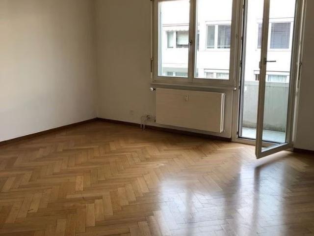 2 Zimmer, 57 m², 4. Stock