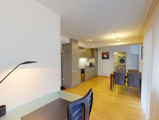 2 Zimmer, 54 m², 2. Stock