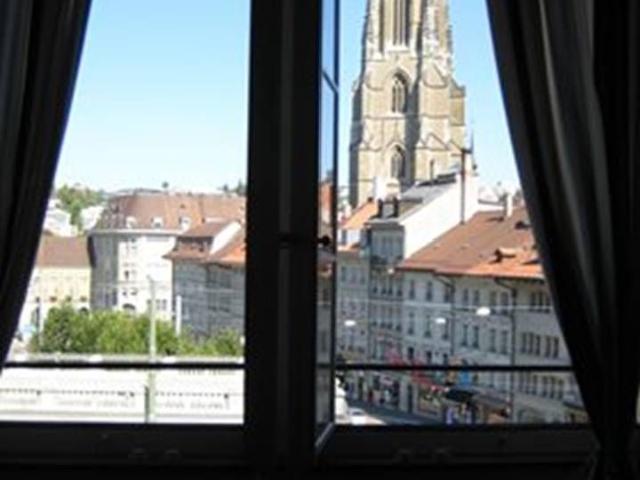 2 Zimmer, 54 m², 2. Stock