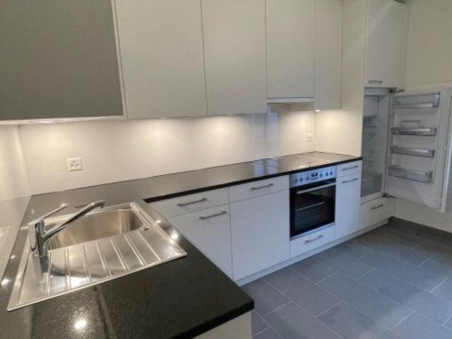 2 Zimmer, 54 m², 4. Stock