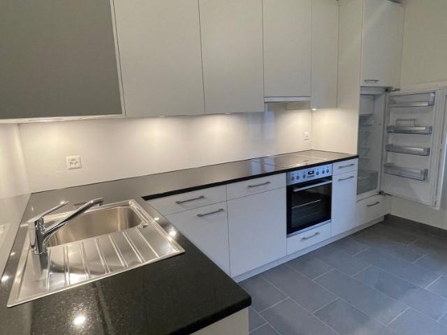 2 Zimmer, 54 m², 4. Stock