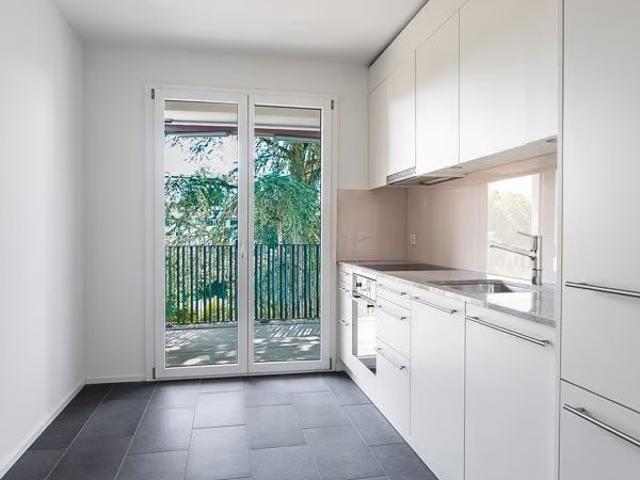 2 Zimmer, 55 m², 2. Stock