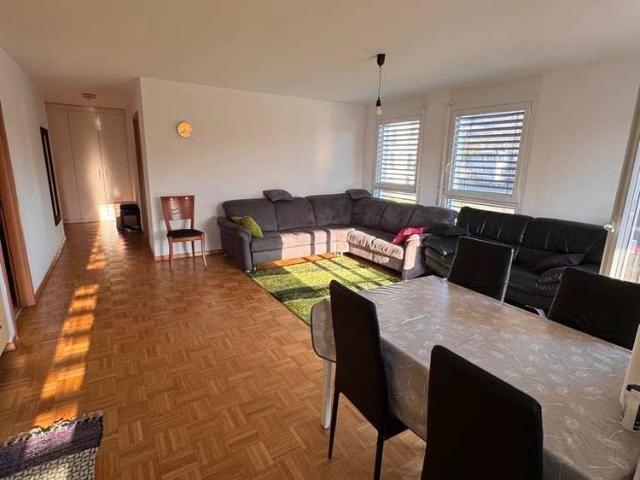 2 Zimmer, 55 m², 2. Stock