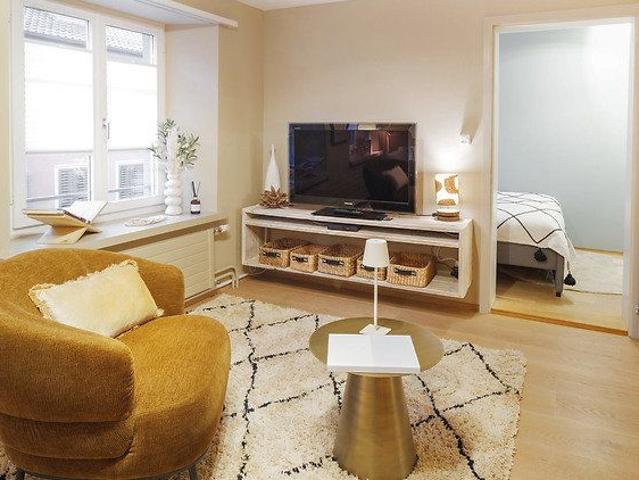 2 Zimmer, 55 m², 2. Stock