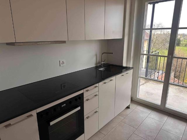 2 Zimmer, 55 m², 2. Stock
