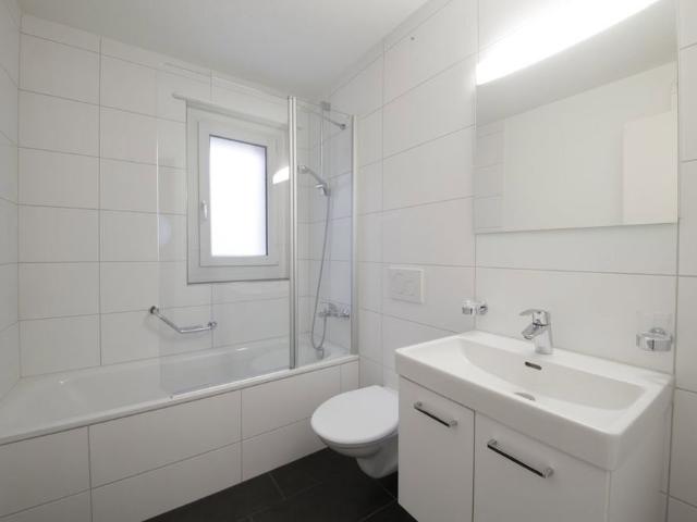 2 Zimmer, 55 m², 2. Stock