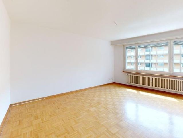 2 Zimmer, 55 m², 2. Stock