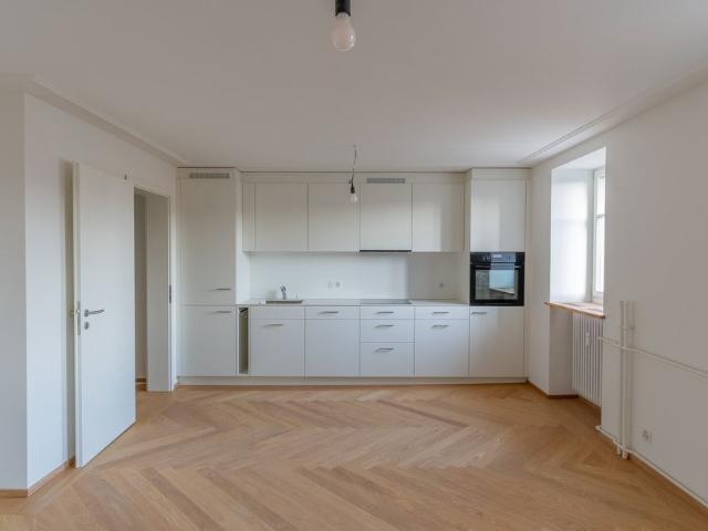2 Zimmer, 55 m², 3. Stock