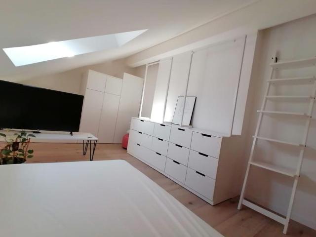 2 Zimmer, 55 m², 3. Stock