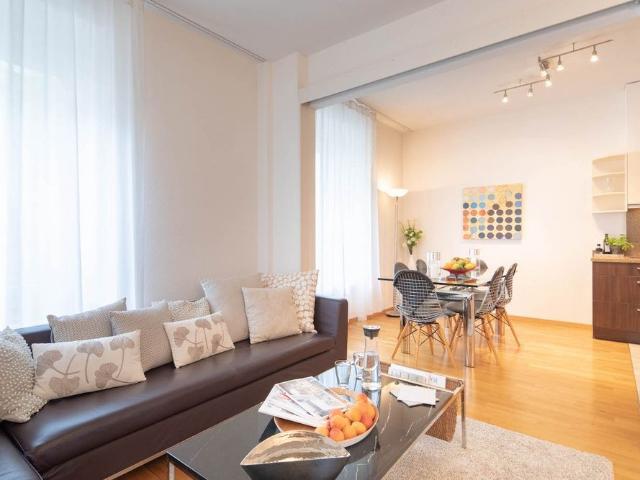 2 Zimmer, 55 m², 4. Stock