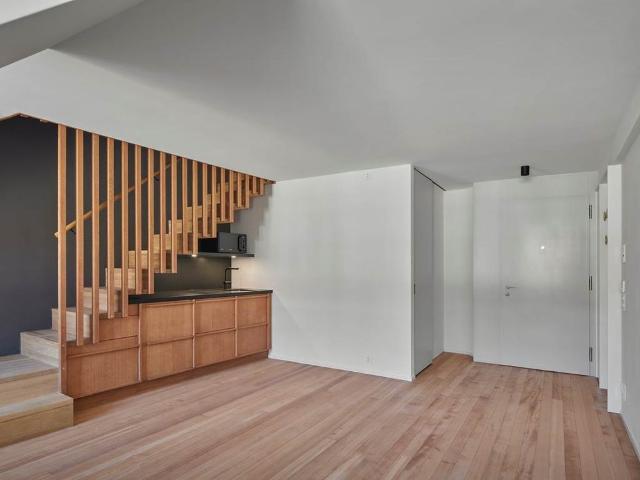 2 Zimmer, 55 m², 4. Stock