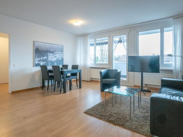 2 Zimmer, 55 m², 5. Stock
