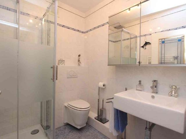 2 Zimmer, 56 m², EG