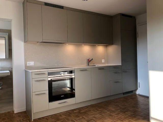2 Zimmer, 56 m², 3. Stock