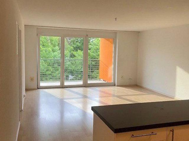 2 Zimmer, 58 m², 1. Stock