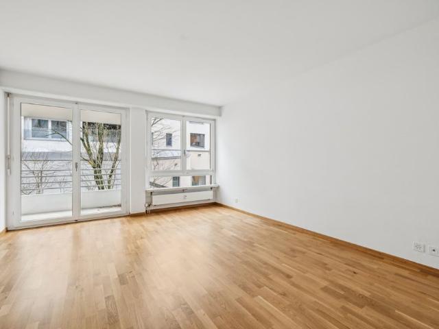 2 Zimmer, 58 m², 2. Stock