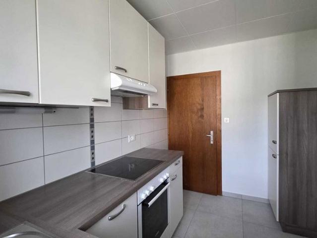 2 Zimmer, 58 m², 3. Stock