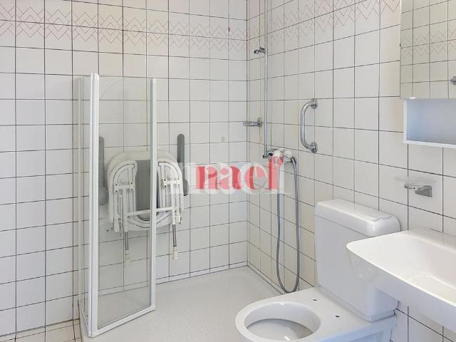 2 Zimmer, 58 m², 4. Stock