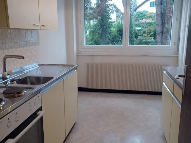 2 Zimmer, 58 m², 4. Stock