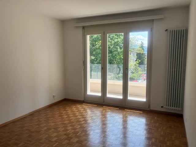 2 Zimmer, 59 m², 2. Stock