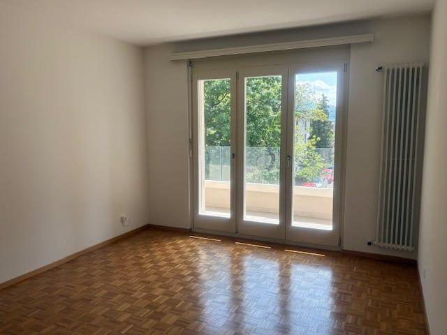 2 Zimmer, 59 m², 2. Stock