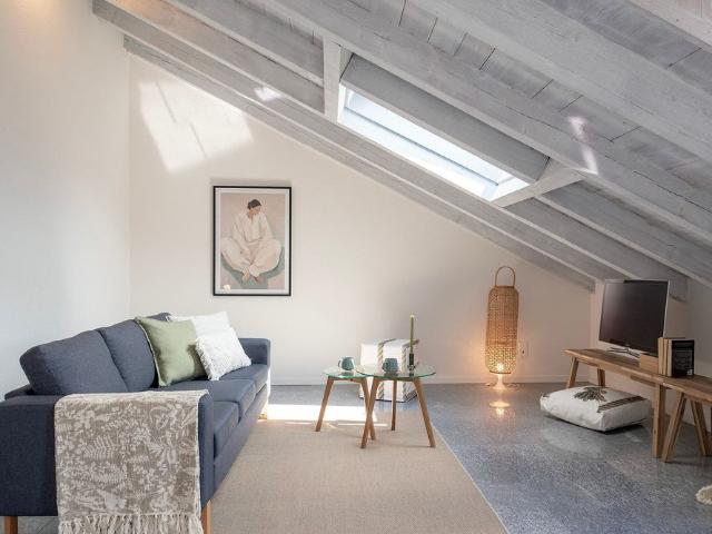 2 Zimmer, 63 m², 3. Stock