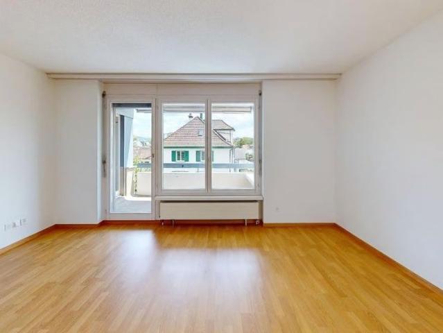 2 Zimmer, 63 m², 4. Stock
