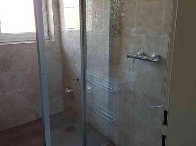 2 Zimmer, 60 m², 1. Stock