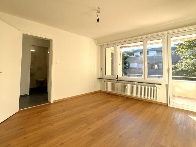 2 Zimmer, 60 m², 1. Stock