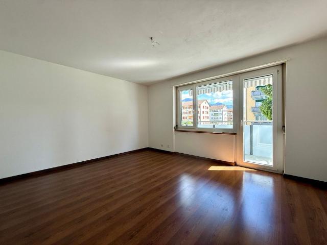 2 Zimmer, 60 m², 1. Stock