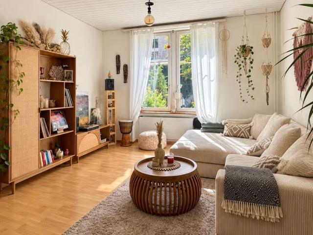 2 Zimmer, 60 m², 1. Stock