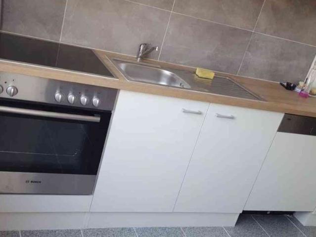 2 Zimmer, 60 m², 1. Stock