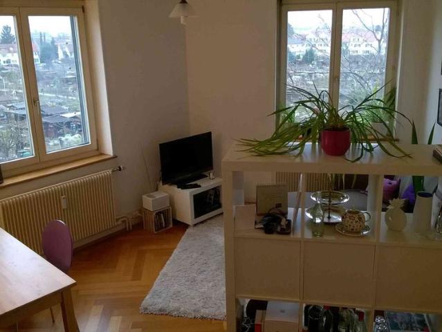 2 Zimmer, 60 m², 2. Stock
