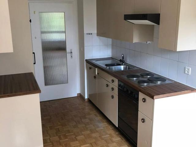 2 Zimmer, 60 m², 2. Stock