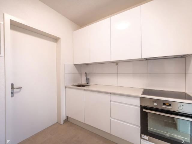 2 Zimmer, 60 m², 3. Stock