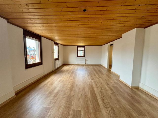 2 Zimmer, 60 m², 3. Stock