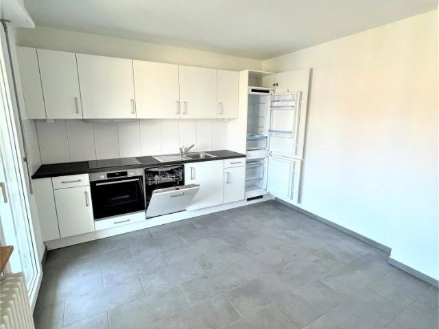 2 Zimmer, 60 m², 4. Stock