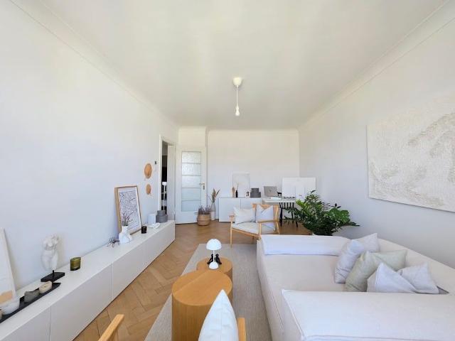2 Zimmer, 60 m², 4. Stock