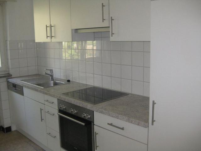 2 Zimmer, 61 m², 2. Stock