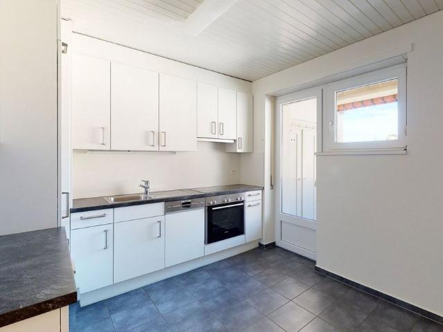 2 Zimmer, 67 m², 2. Stock
